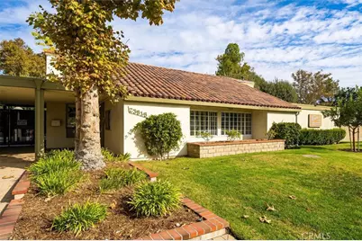 23902 Via Aranda, Valencia, CA 91355 - Photo 34