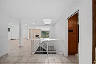13523 Cheltenham, Sherman Oaks, CA 91423 - Photo 2