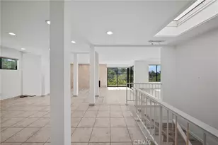 13523 Cheltenham, Sherman Oaks, CA 91423 - Photo 8
