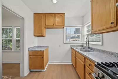 1733 S Carmelina Avenue, Los Angeles, CA 90025 - Photo 12