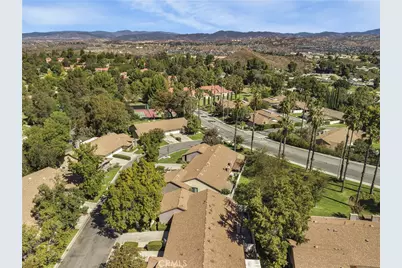 26105 Rainbow Glen Drive, Newhall, CA 91321 - Photo 30