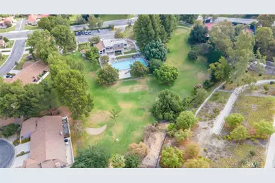 26105 Rainbow Glen Drive, Newhall, CA 91321 - Photo 38