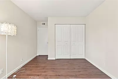 26105 Rainbow Glen Drive, Newhall, CA 91321 - Photo 24