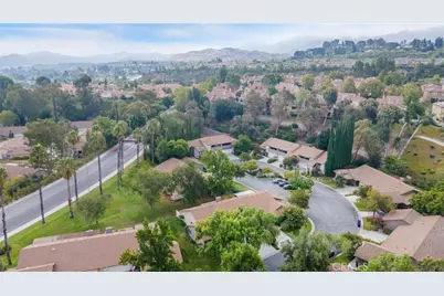 26105 Rainbow Glen Drive, Newhall, CA 91321 - Photo 40