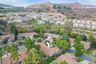 26105 Rainbow Glen Dr, Newhall, CA 91321 - Photo 44
