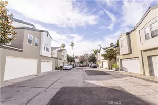 9146 Lemona Ave, North Hills, CA 91343 - Photo 2