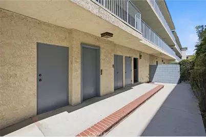 5354 Lindley Avenue #209, Encino, CA 91316 - Photo 4