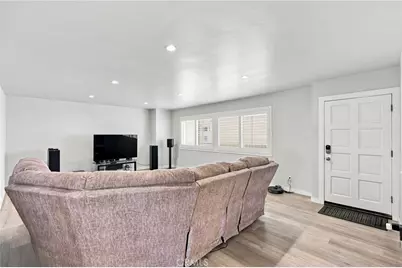 5354 Lindley Avenue #209, Encino, CA 91316 - Photo 8