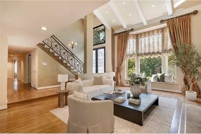 4200 Gayle Drive, Tarzana, CA 91356 - Photo 4
