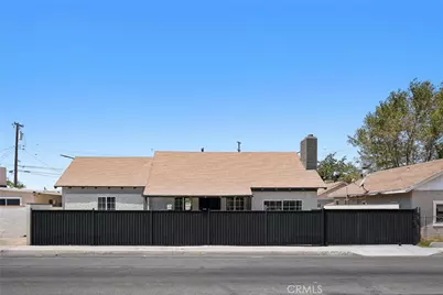 44839 Division St, Lancaster, CA 93535 - Photo 2