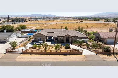 18269 Manzanita, Hesperia, CA 92345 - Photo 2
