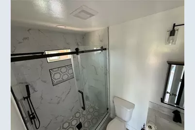 2134 Sacramento, Bakersfield, CA 93305 - Photo 16