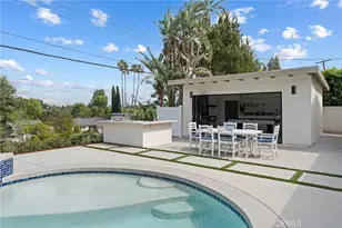 23925 Crosson Dr, Woodland Hills, CA 91367 - Photo 58