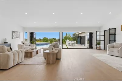 23925 Crosson Drive, Woodland Hills, CA 91367 - Photo 10