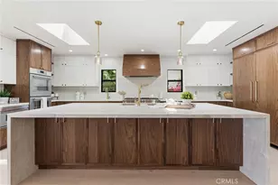 23925 Crosson Dr, Woodland Hills, CA 91367 - Photo 18