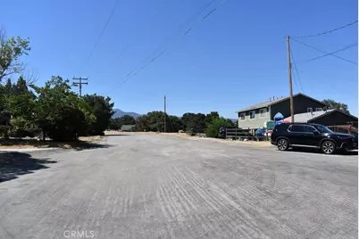 22948 Rim, Tehachapi, CA 93561 - Photo 4