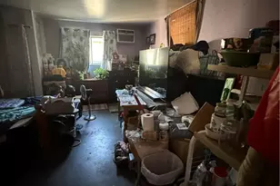 10471 El Dorado, Los Angeles, CA 91331 - Photo 16