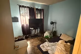 10471 El Dorado, Los Angeles, CA 91331 - Photo 14