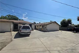 10471 El Dorado, Los Angeles, CA 91331 - Photo 2