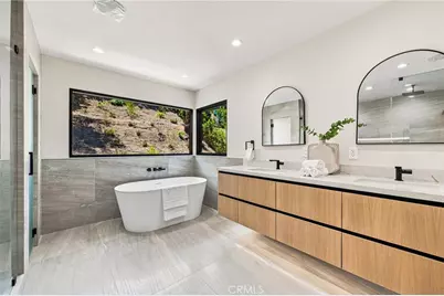 4949 Bilmoor Avenue, Tarzana, CA 91356 - Photo 24