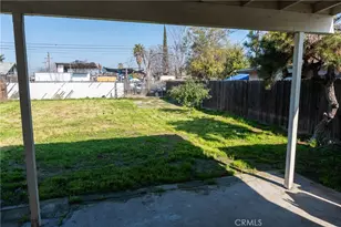 1102 E 18th St, Bakersfield, CA 93305 - Photo 20