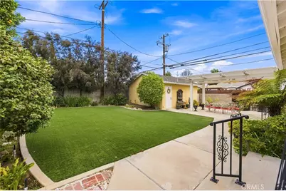 16615 Tupper Street, North Hills, CA 91343 - Photo 32