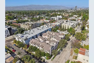 10659 Bloomfield Street, Toluca Lake, CA 91602 - Photo 40