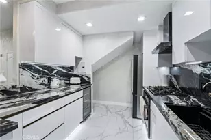 10659 Bloomfield St, Toluca Lake, CA 91602 - Photo 16