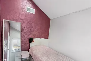 10659 Bloomfield St, Toluca Lake, CA 91602 - Photo 32