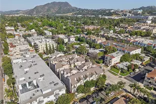 10659 Bloomfield St, Toluca Lake, CA 91602 - Photo 46