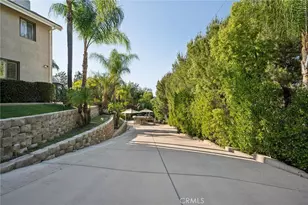 23255 Happy Valley Dr, Newhall, CA 91321 - Photo 52