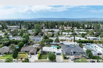 18334 Hiawatha Street, Northridge, CA 91326 - Photo 42