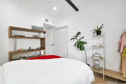 18334 Hiawatha Street, Northridge, CA 91326 - Photo 22