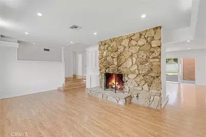 23728 Bessemer Street, Woodland Hills, CA 91367 - Photo 6