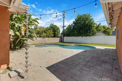 23728 Bessemer Street, Woodland Hills, CA 91367 - Photo 24