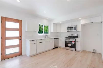 6837 Yolanda Avenue, Reseda, CA 91335 - Photo 34