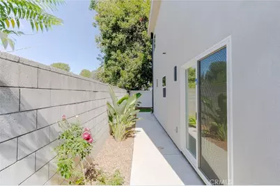 6837 Yolanda Avenue, Reseda, CA 91335 - Photo 30