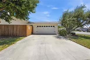 308 Swan Ct, Bakersfield, CA 93309 - Photo 38