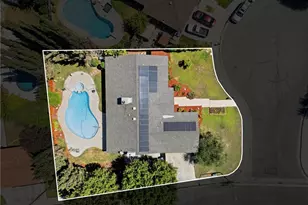 308 Swan Ct, Bakersfield, CA 93309 - Photo 40