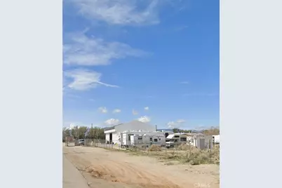 7026 Xavier Avenue, California City, CA 93505 - Photo 6