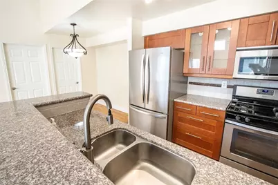 21203 Trumpet, Newhall, CA 91321 - Photo 14