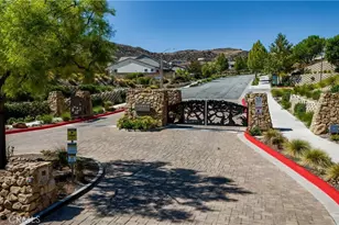 18751 Cedar Crest, Canyon Country, CA 91387 - Photo 40