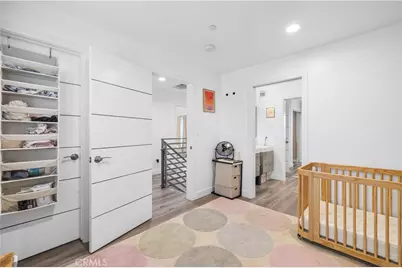 16557 Vine Terrace, Van Nuys, CA 91406 - Photo 30