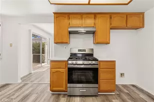 30112 Elizabeth Ct, Agoura Hills, CA 91301 - Photo 14