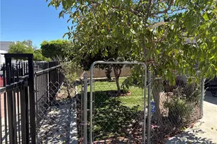 11241 De Haven Ave, Pacoima, CA 91331 - Photo 30