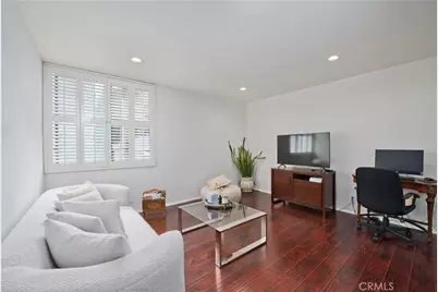 14521 Benefit #207, Sherman Oaks, CA 91403 - Photo 16