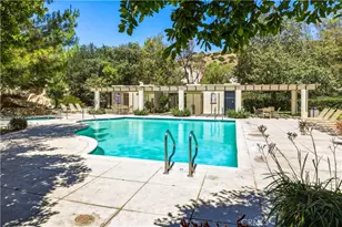 22229 Shadow Valley, Chatsworth, CA 91311 - Photo 42