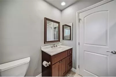 9509 Jellico Avenue, Northridge, CA 91325 - Photo 32