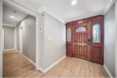 9509 Jellico Avenue, Northridge, CA 91325 - Photo 4