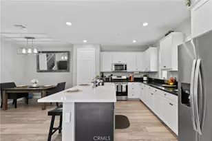 27012 Trail View Ln., Valencia, CA 91381 - Photo 6